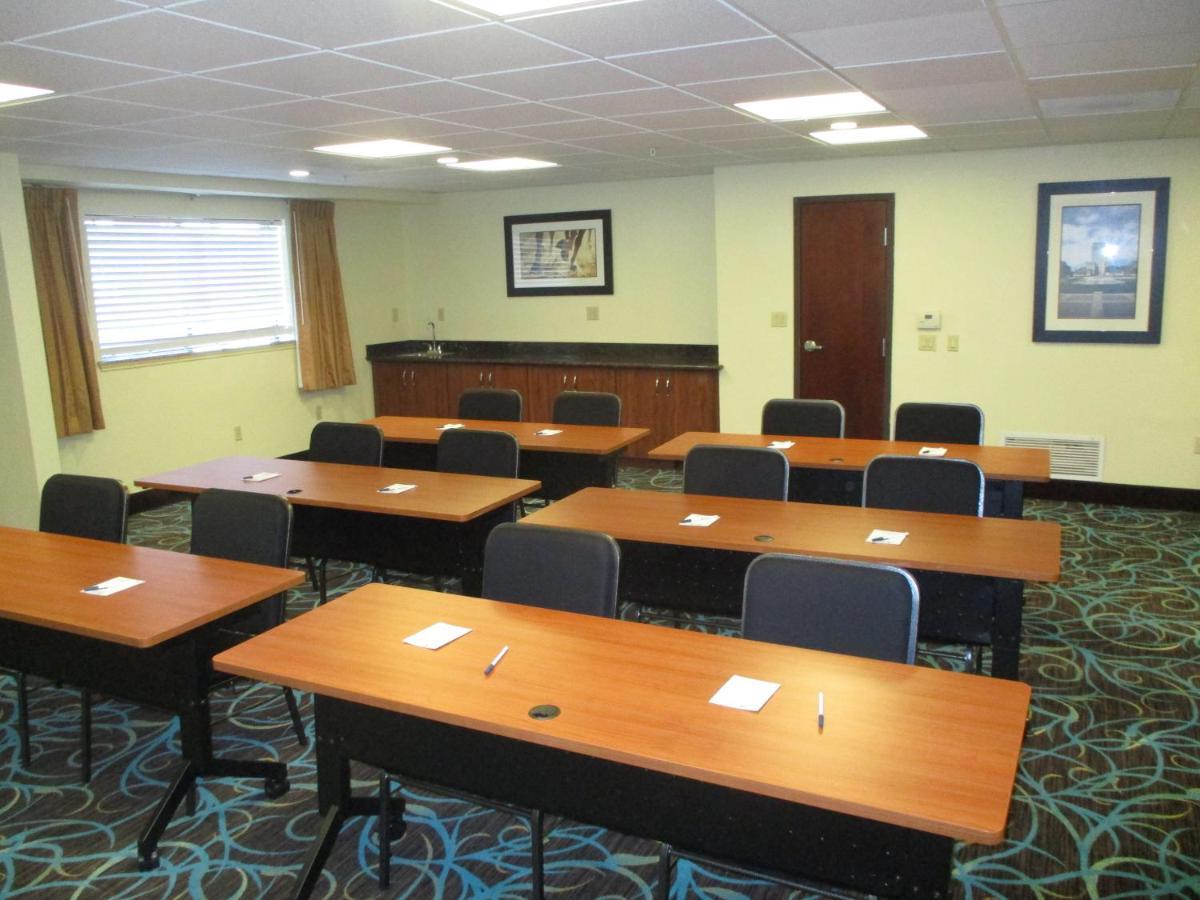 Days Inn & Suites By Wyndham Sam Houston Tollway Jersey Village Eksteriør bilde