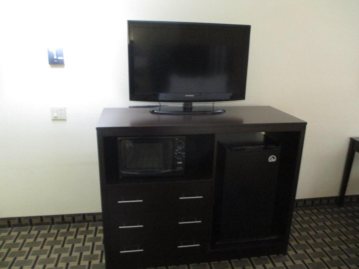 Days Inn & Suites By Wyndham Sam Houston Tollway Jersey Village Eksteriør bilde
