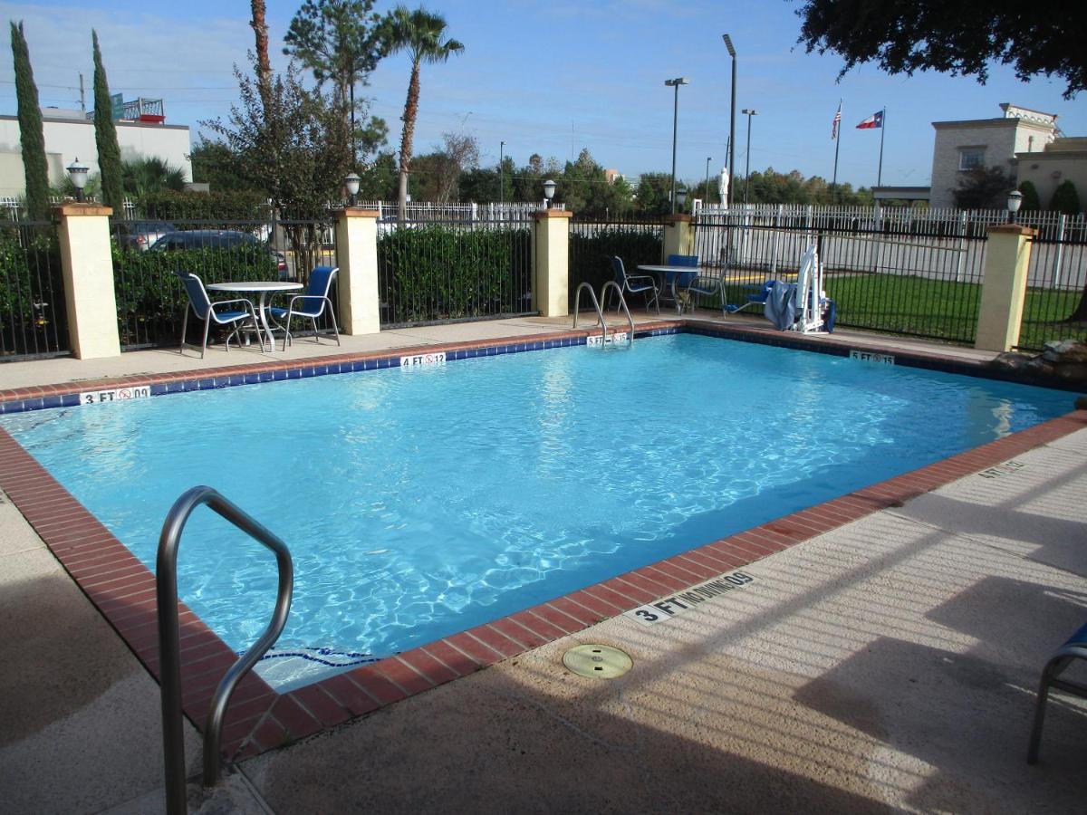 Days Inn & Suites By Wyndham Sam Houston Tollway Jersey Village Eksteriør bilde