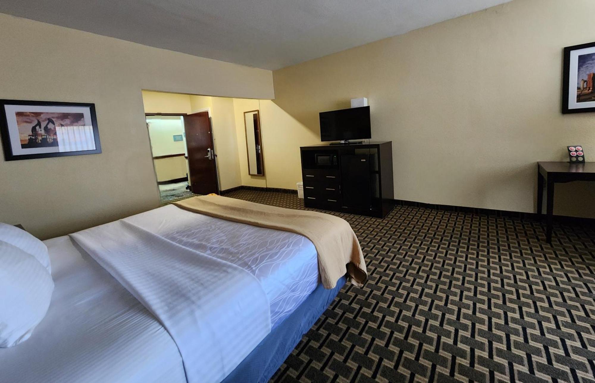 Days Inn & Suites By Wyndham Sam Houston Tollway Jersey Village Eksteriør bilde