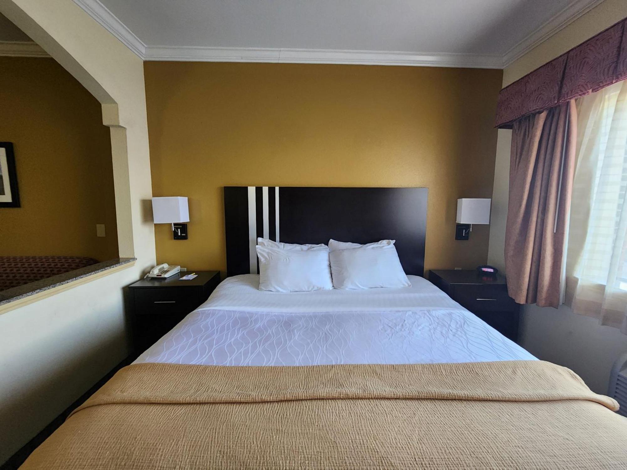 Days Inn & Suites By Wyndham Sam Houston Tollway Jersey Village Eksteriør bilde