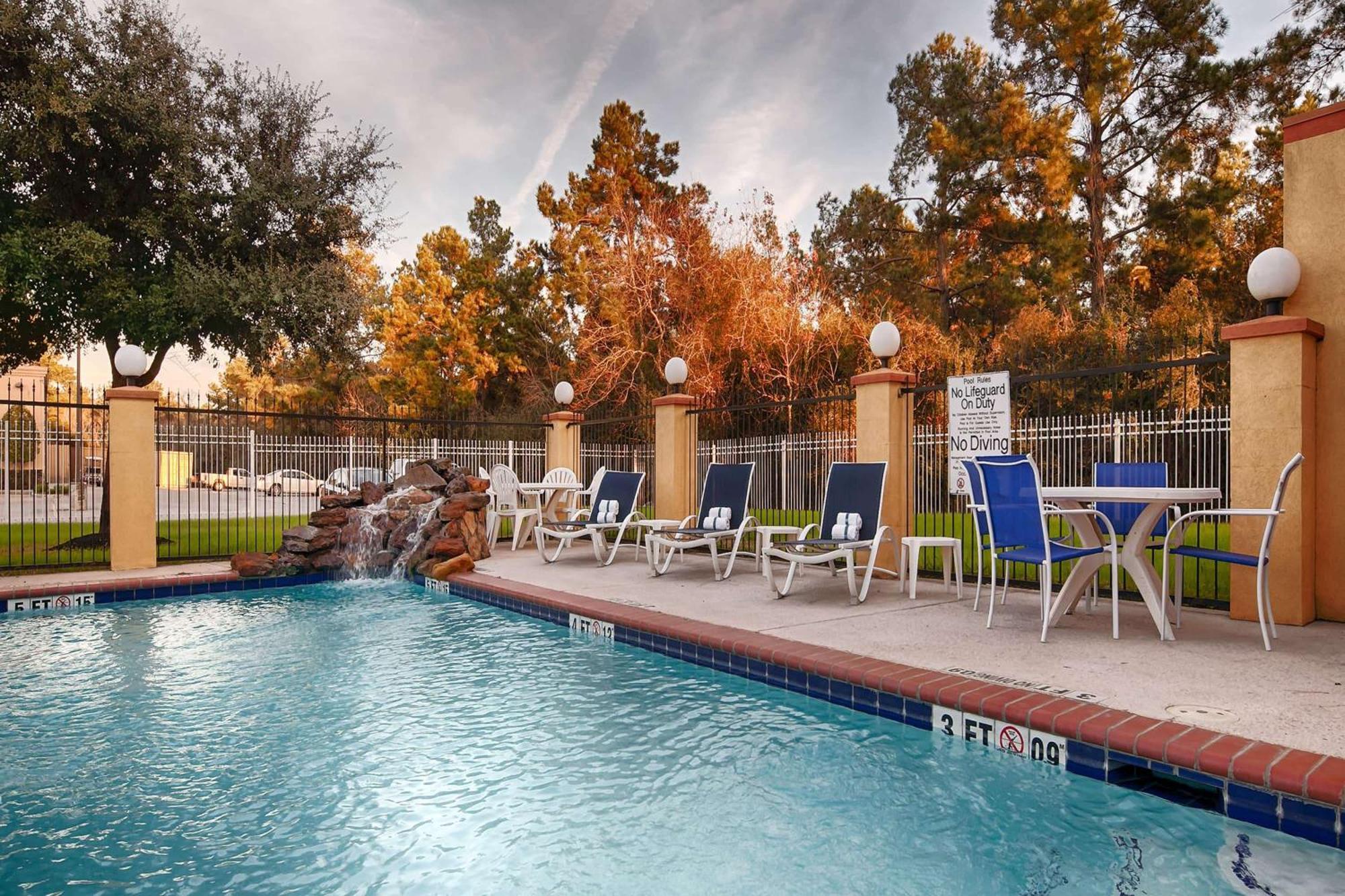 Days Inn & Suites By Wyndham Sam Houston Tollway Jersey Village Eksteriør bilde